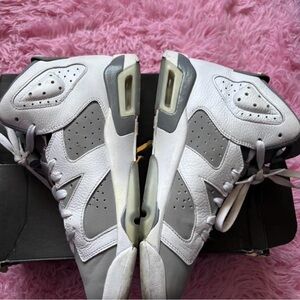 Jordan Black Sneaker with Visible Jumpman Insole